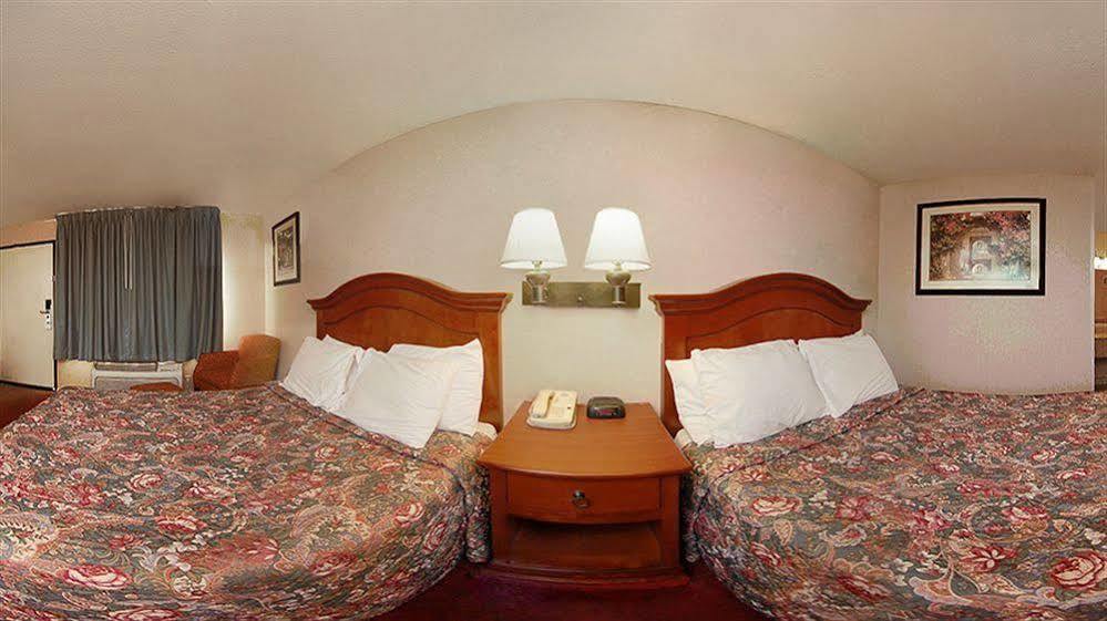 Days Inn By Wyndham Alhambra Ca Eksteriør bilde