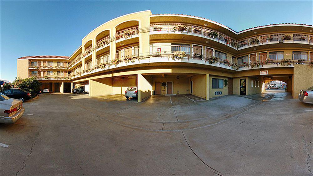 Days Inn By Wyndham Alhambra Ca Eksteriør bilde
